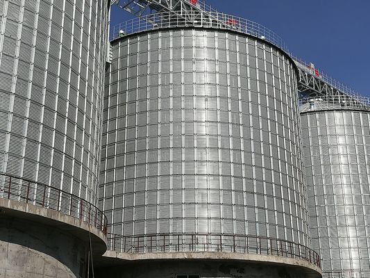 Energiespeichersysteme für Stahlkorn mit feuerfesten Sicherheitsmerkmalen und Materialien